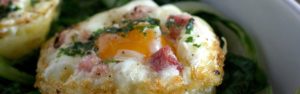 Cestini-di-patate-con-uova-e-fonduta-parallasse
