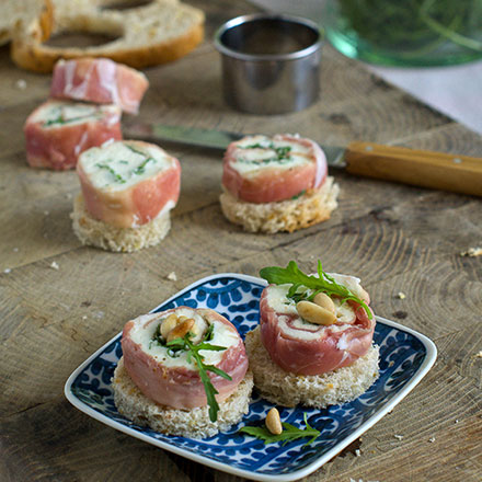 Rolls di Crescenza e prosciutto crudo