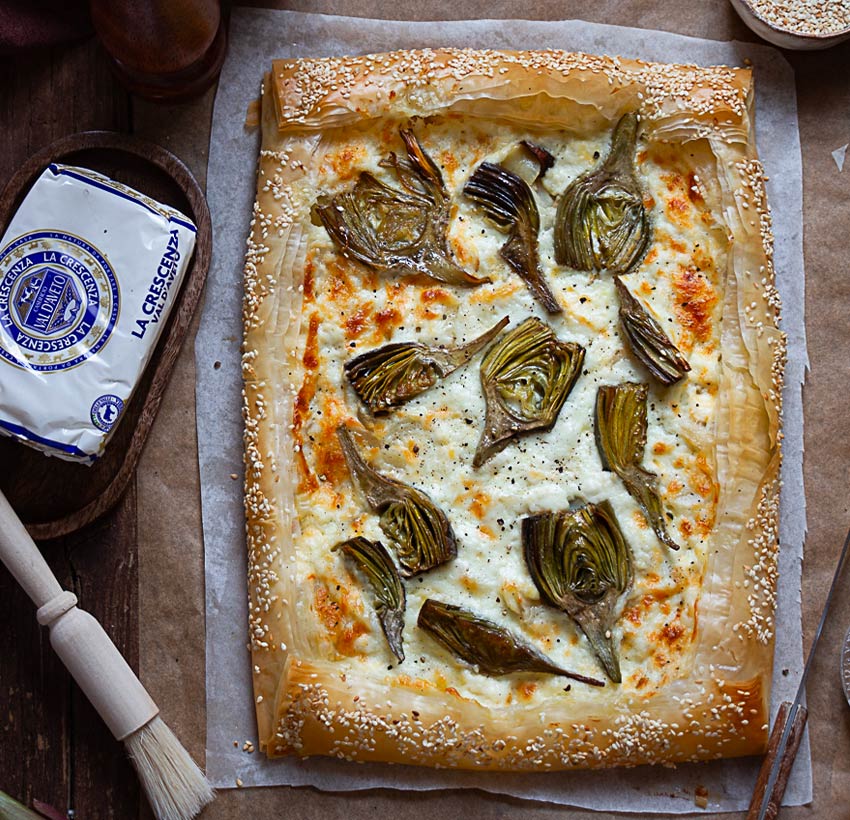 TORTA SALATA CON CRESCENZA CARCIOFI E TOPINAMBUR bg