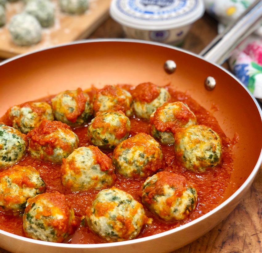 58_GNUDI-DI-RICOTTA-E-SPINACI-AL-POMODORO-bg