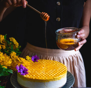 cheesecake alveare con miele e yogurt bianco al naturale