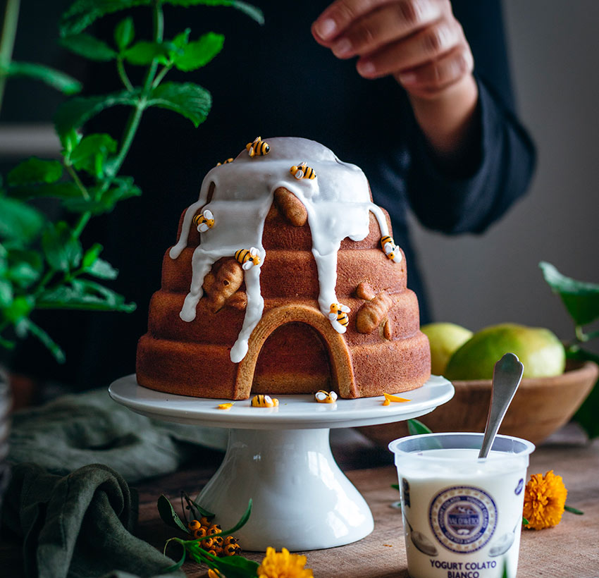 Cake nido d'amore con Yogurt Colato Bianco