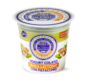yogurt colato con pistacchio senza lattosio