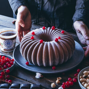 Chocolate mousse cake con Yogurt con Nocciola Piemonte IGP