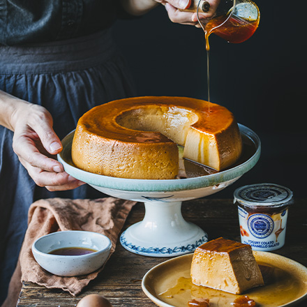 Flan al dulce de leche con yogurt caramello salato