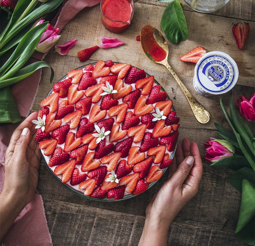 Torta fredda tripla fragola yogurt fragola